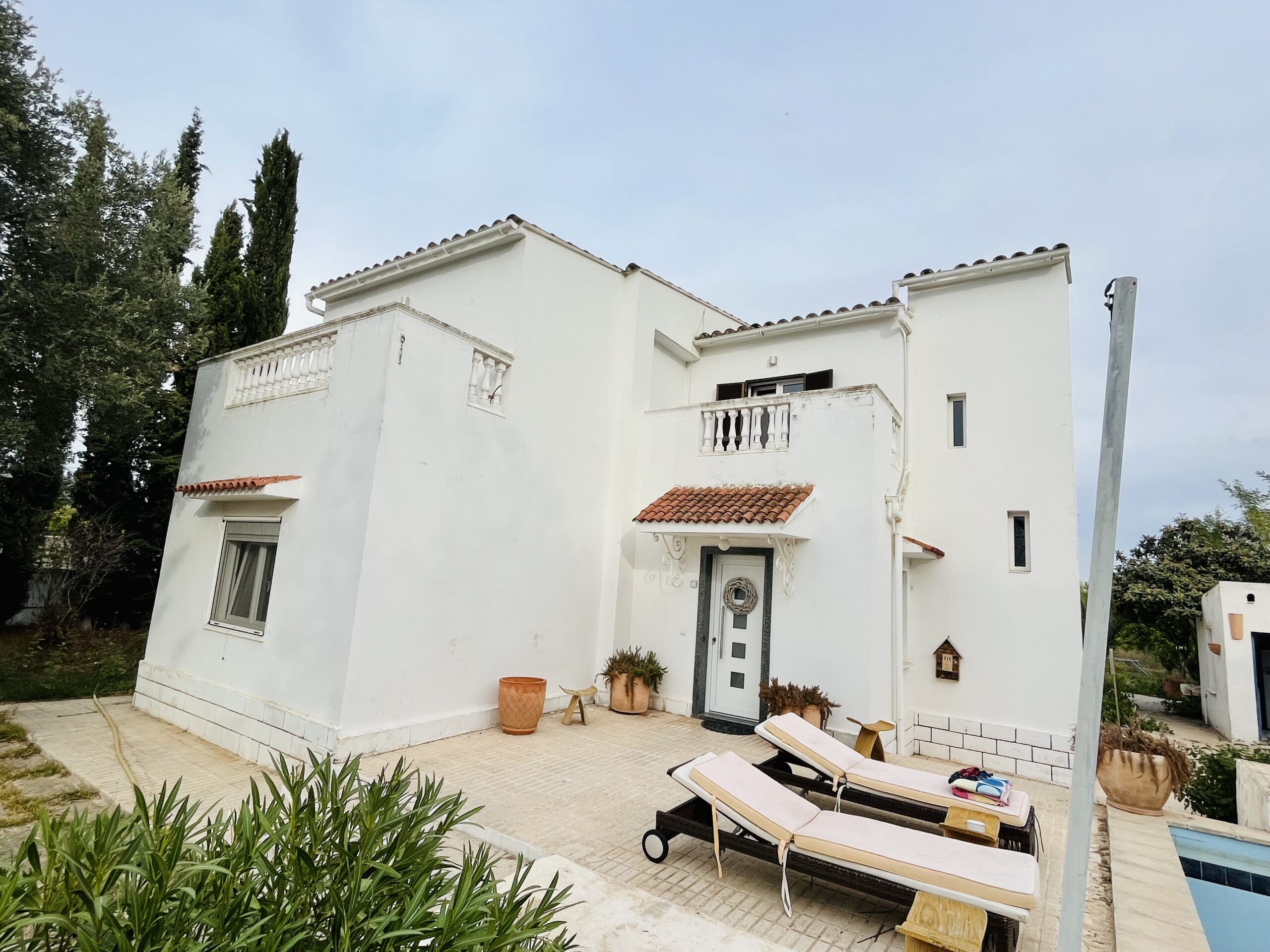 Hermosa casa que necesita ser renovada en las afueras de Palma, Mallorca